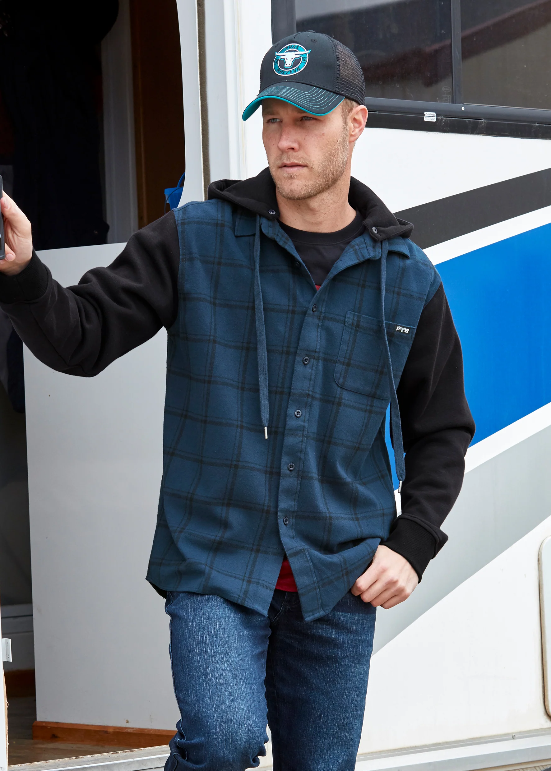 Pure Western Mens Barnett Long Sleeve Hoodie - Image 4