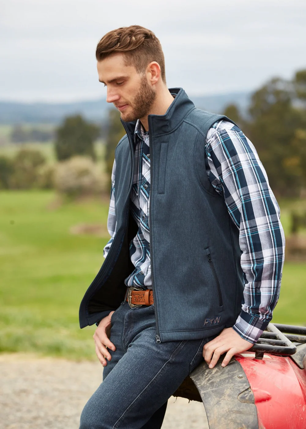 Pure Western Mens Ryland Softshell Vest - Image 4